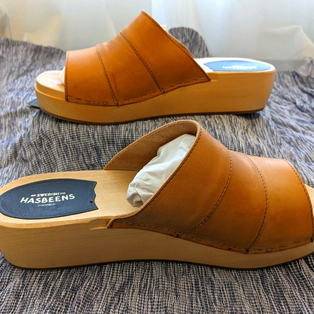 Platform sandals swedish hasbeens